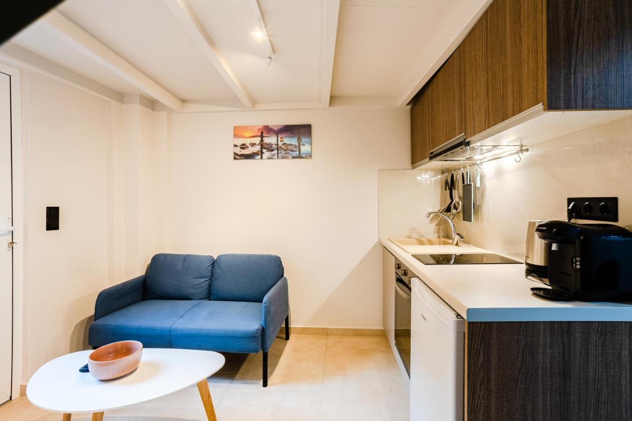 Uncover Kalamata'S Hidden Gem - Cosy City Nest Bagian luar foto