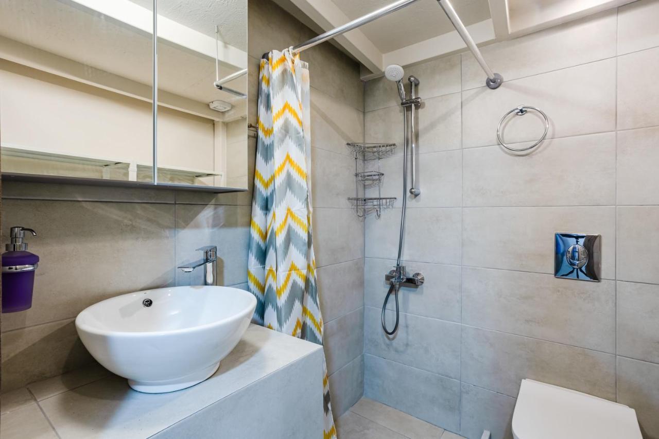 Uncover Kalamata'S Hidden Gem - Cosy City Nest Bagian luar foto