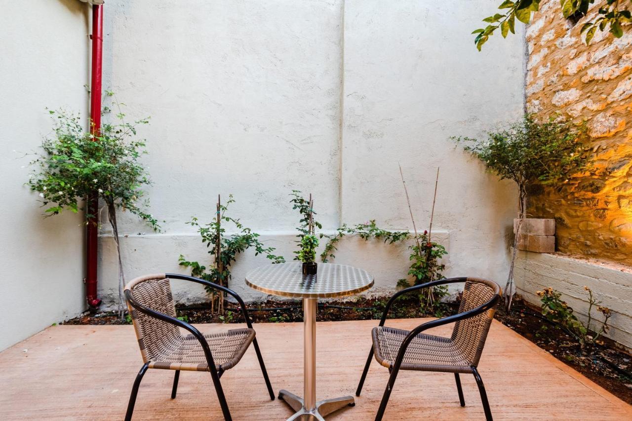 Uncover Kalamata'S Hidden Gem - Cosy City Nest Bagian luar foto